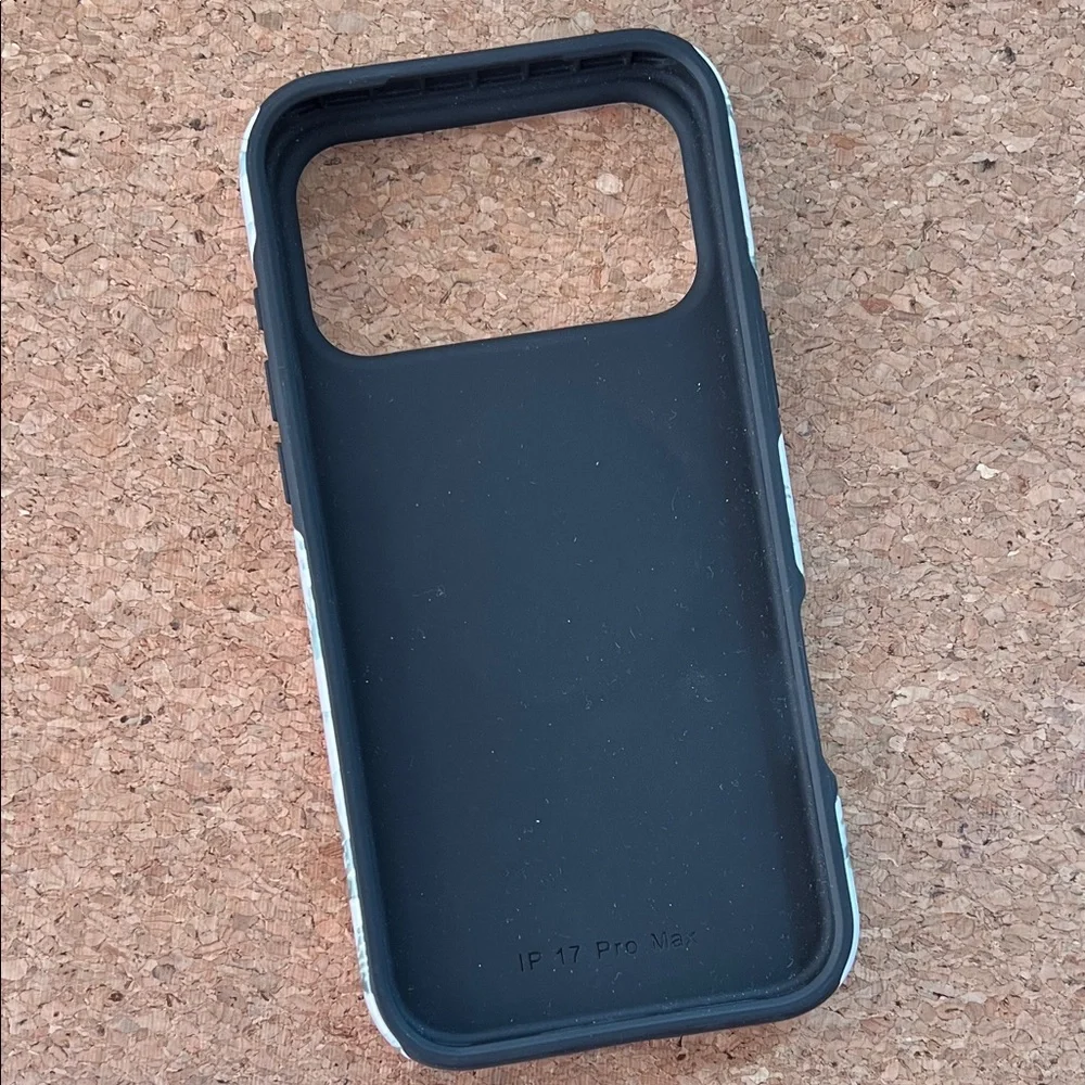Burga Pine Lodge iPhone 17 Pro‎ Max Case